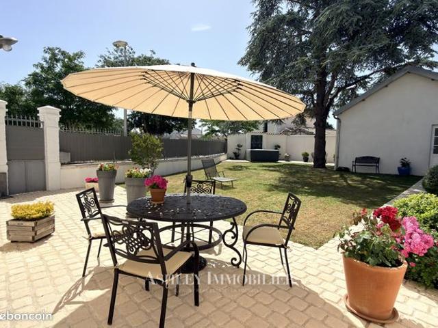 Maison 6 pièces 164 m²