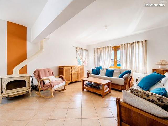 Maison 6 pièces 164 m²