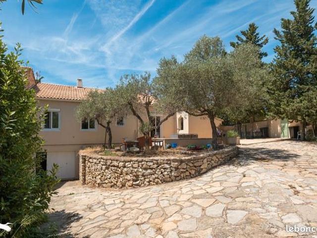 Maison 6 pièces 164 m²