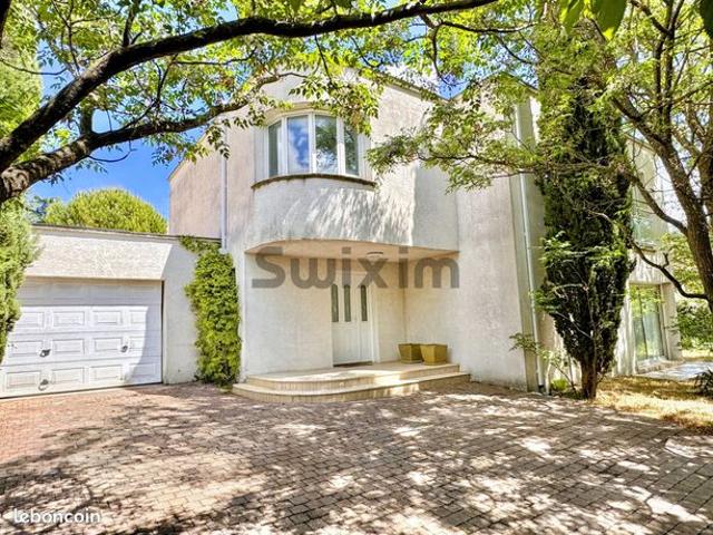 Maison 6 pièces 164 m²