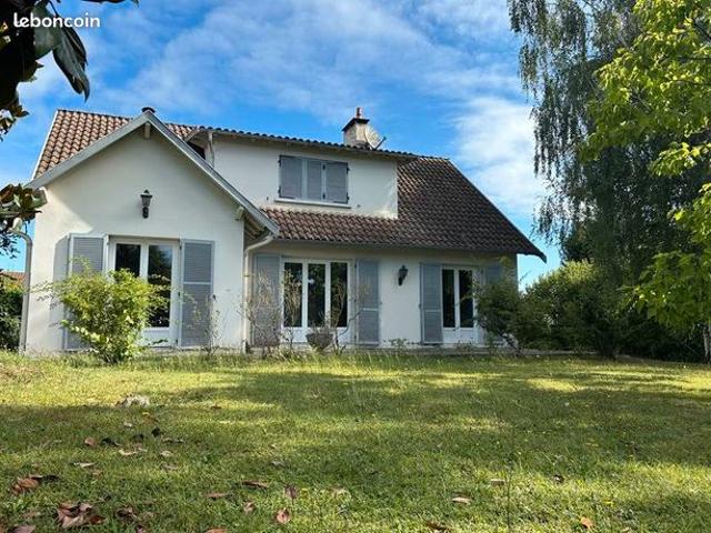 Maison 6 pièces 164 m²