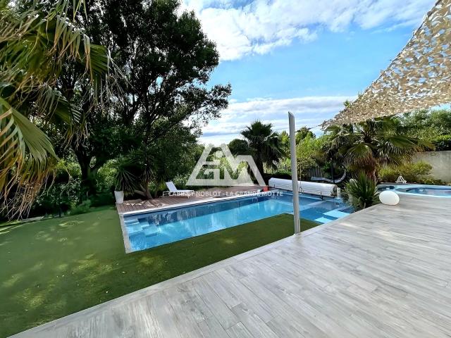 Maison 6 pièces 164 m²