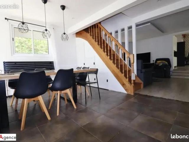Maison 6 pièces 164 m²