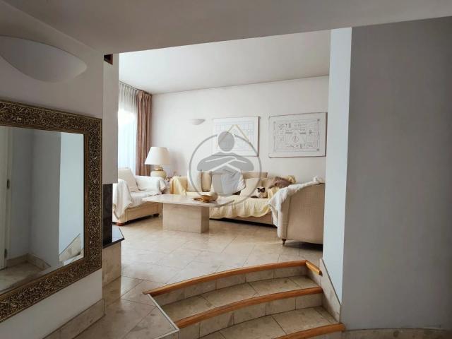 Maison 6 pièces 164 m²