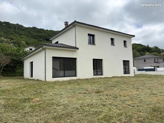 Maison 6 pièces 164 m²