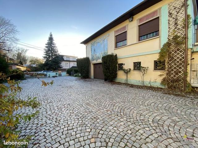 Maison 6 pièces 164 m²