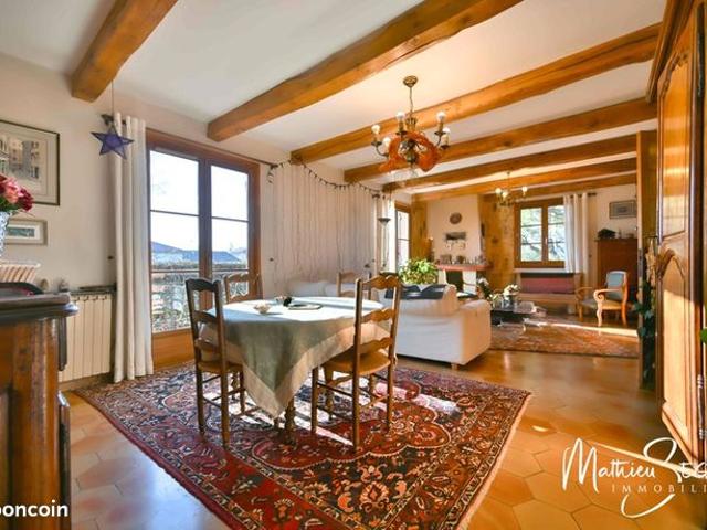 Maison 6 pièces 160 m²