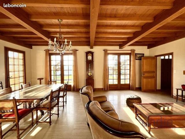 Maison 6 pièces 164 m²