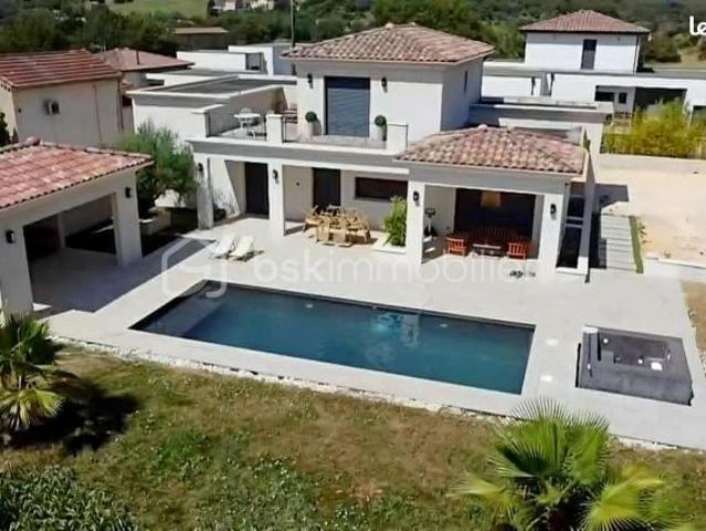 Maison 6 pièces 164 m²