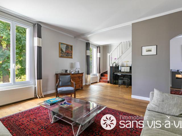 Maison 6 pièces 164 m²
