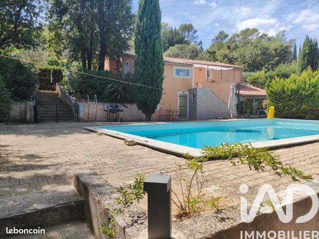 Maison 6 pièces 165 m²