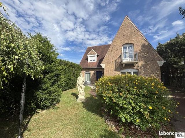 Maison 6 pièces 165 m²