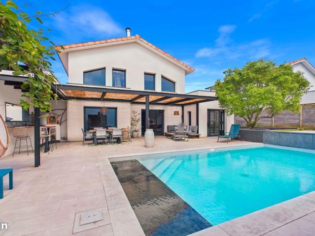 Maison 6 pièces 165 m²