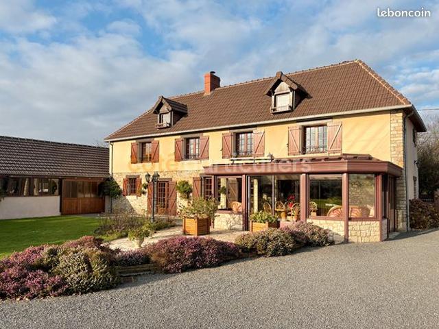 Maison 6 pièces 165 m²