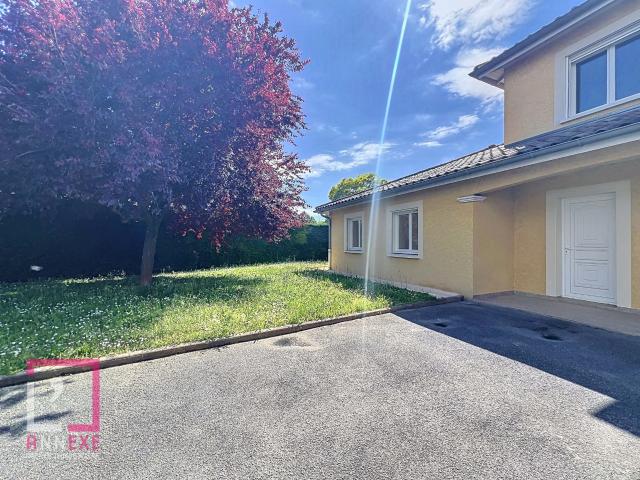 Maison 6 pièces 165 m²