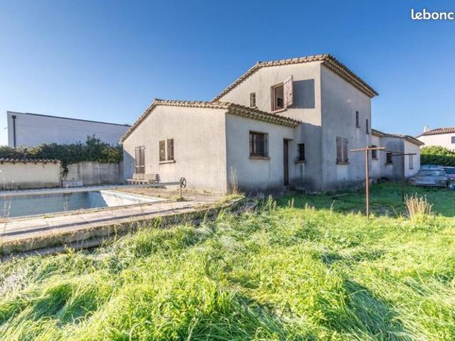 Maison 6 pièces 165 m²