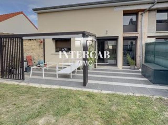 Maison 6 pièces 165 m²