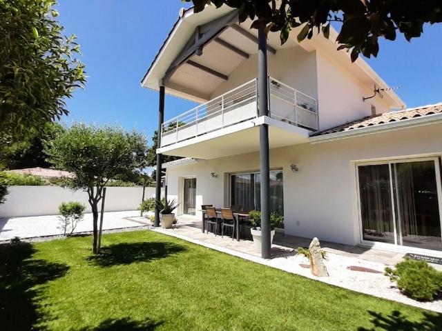 Maison 6 pièces 165 m²