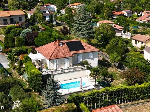 Maison 6 pièces 165 m²