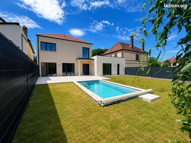 Maison 6 pièces 165 m²