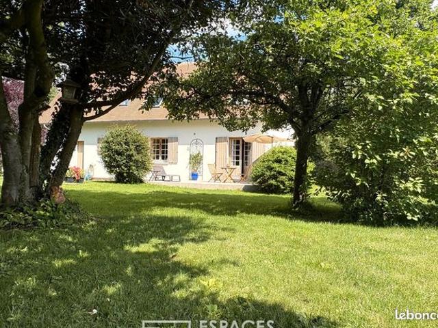 Maison 6 pièces 165 m²