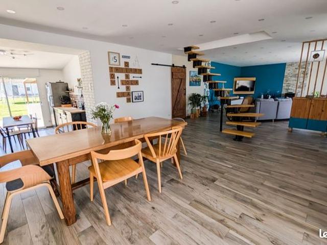 Maison 6 pièces 165 m²
