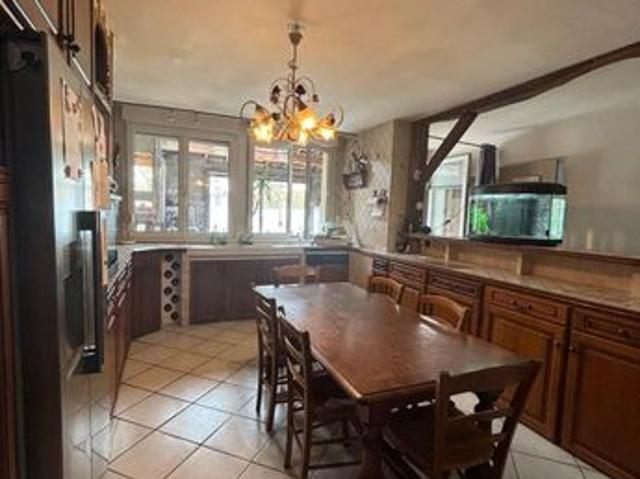 Maison 6 pièces 165 m²