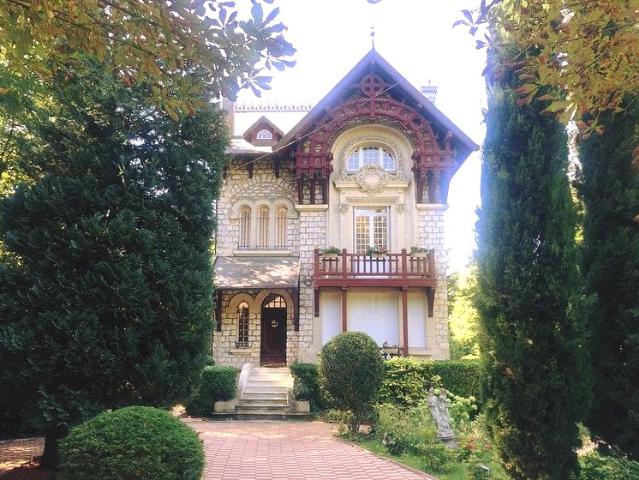 Maison 6 pièces 165 m²