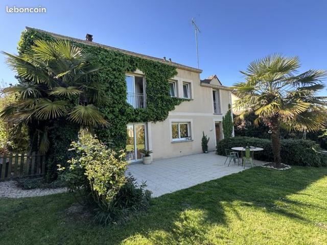 Maison 6 pièces 165 m²