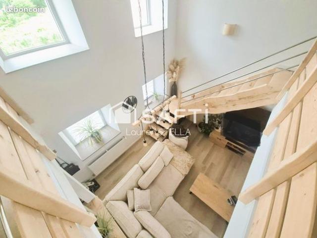 Maison 6 pièces 165 m²