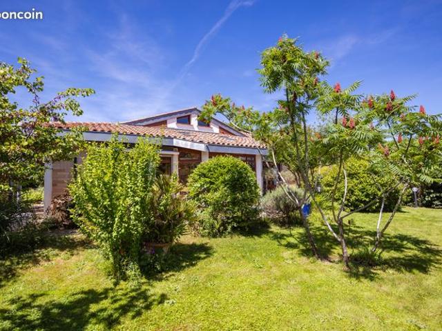 Maison 6 pièces 165 m²