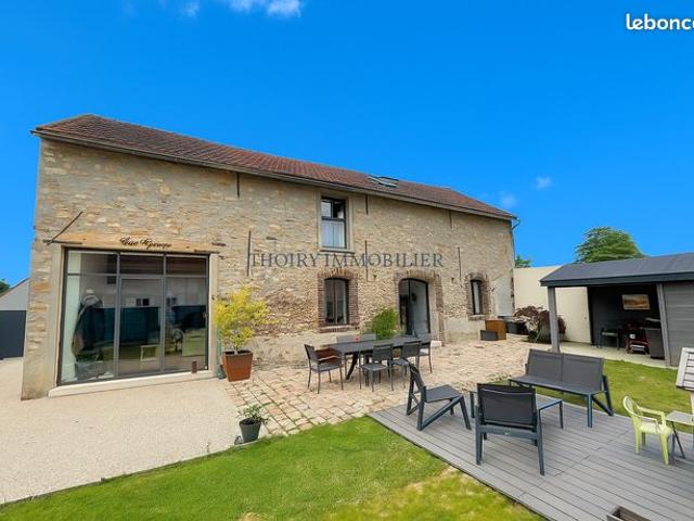Maison 6 pièces 165 m²