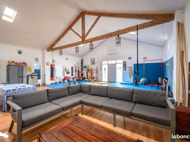 Maison 6 pièces 165 m²
