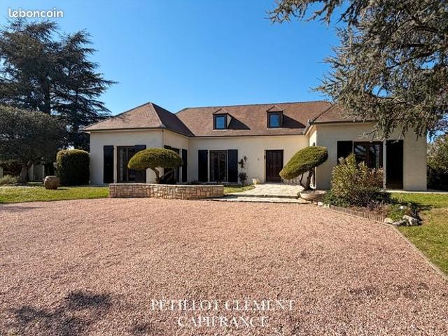 Maison 6 pièces 165 m²
