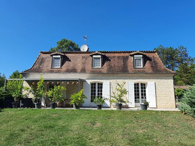 Maison 6 pièces 165 m²