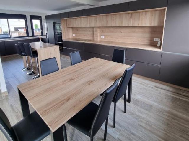 Maison 6 pièces 165 m²