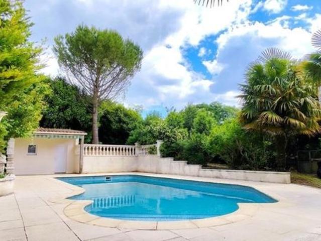 Maison 6 pièces 165 m²