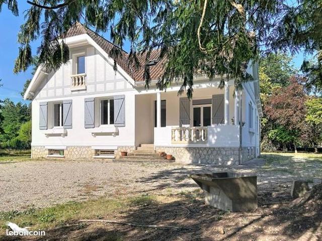 Maison 6 pièces 165 m²