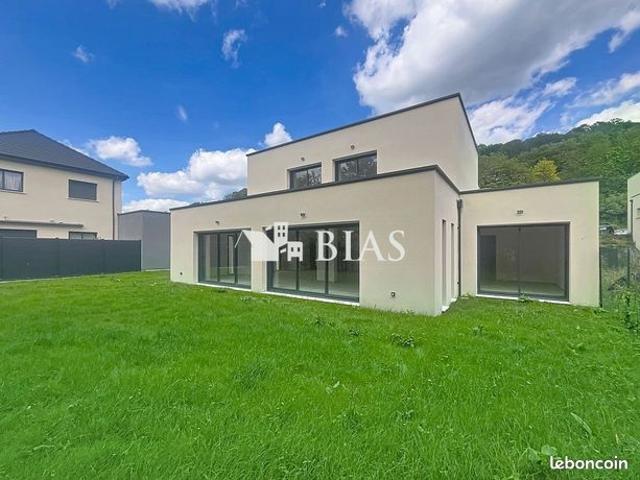Maison 6 pièces 165 m²