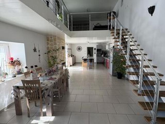 Maison 6 pièces 165 m²