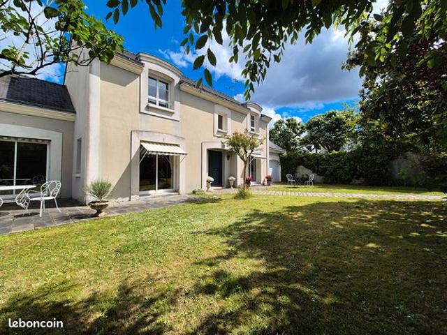 Maison 6 pièces 165 m²