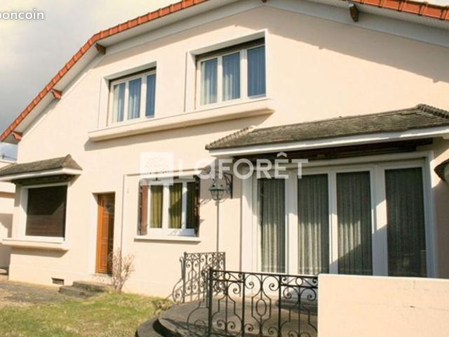 Maison 6 pièces 165 m²