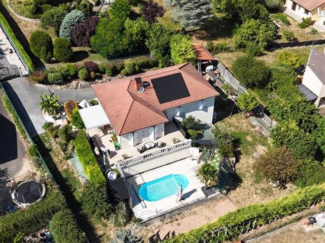 Maison 6 pièces 183 m²