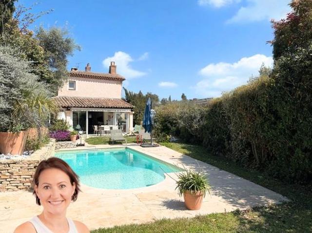Maison 6 pièces 165 m²