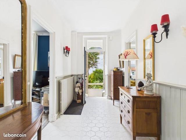 Maison 6 pièces 165 m²