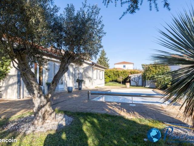 Maison 6 pièces 165 m²