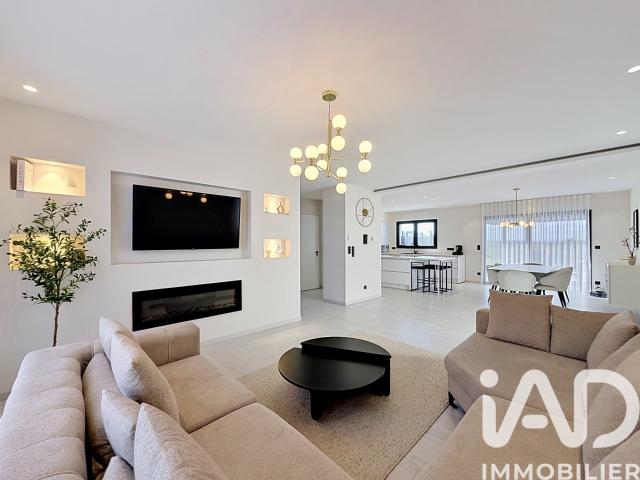 Maison 6 pièces 165 m²