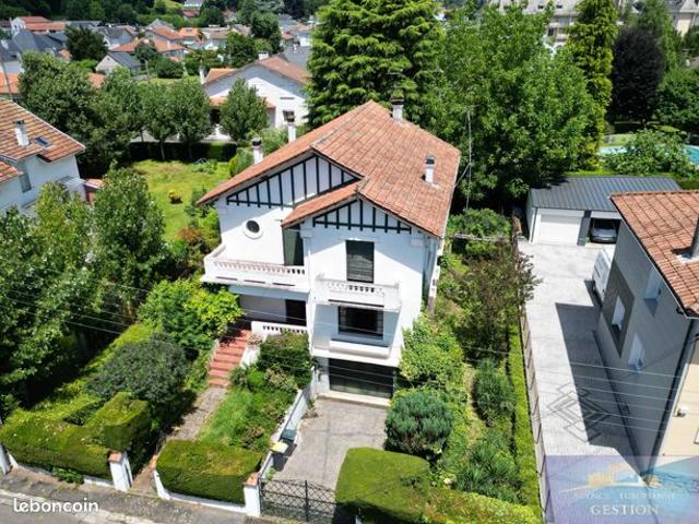 Maison 6 pièces 165 m²
