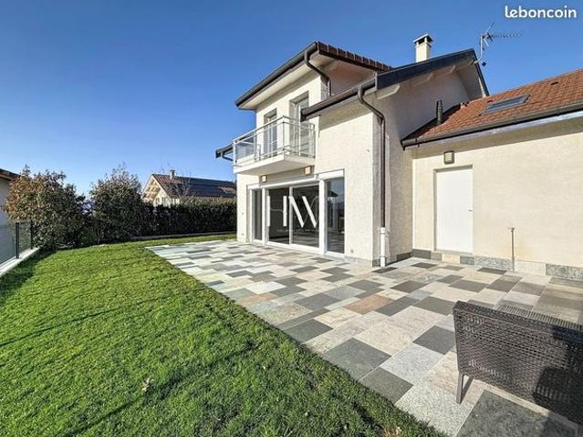 Maison 6 pièces 165 m²