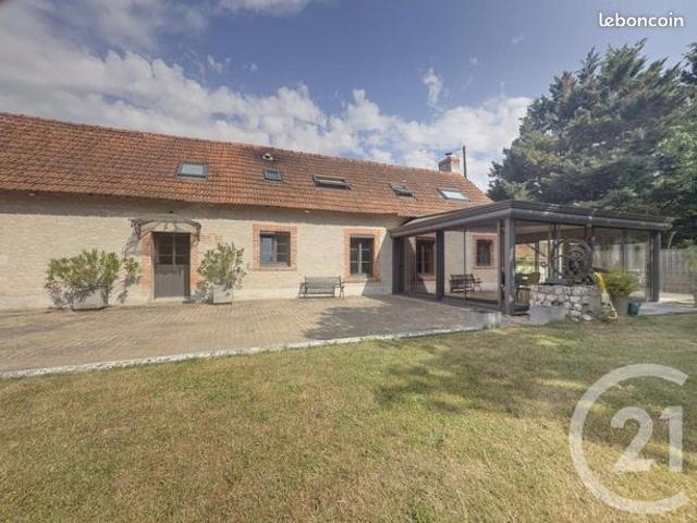 Maison 6 pièces 165 m²